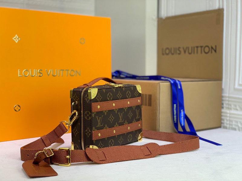 I W Fashion Lu-Vi bags - 17496
