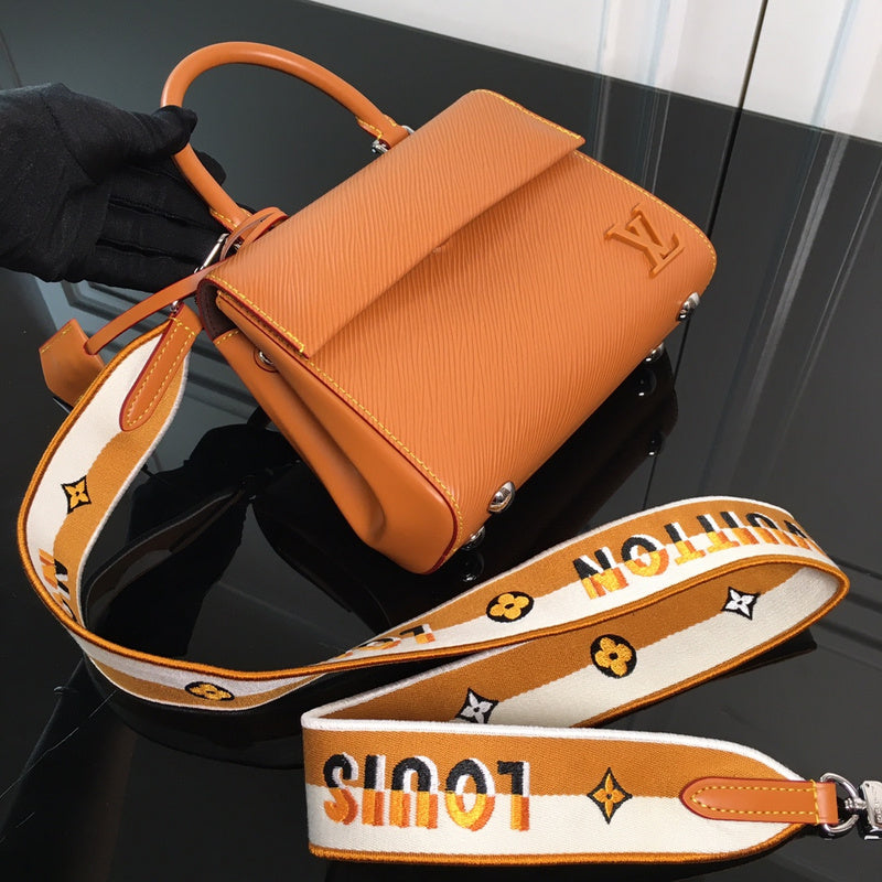 I W Fashion Lu-Vi bags - 17099