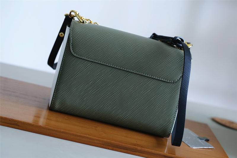 I W Fashion Lu-Vi bags - 8523