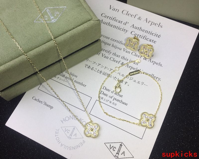 Van Cleef & Arples Jewelry