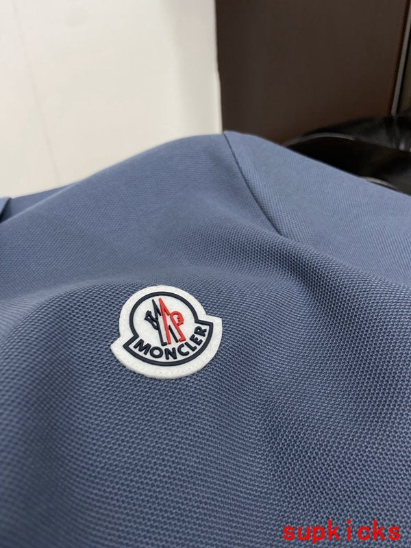 Moncler Luxury Cloth