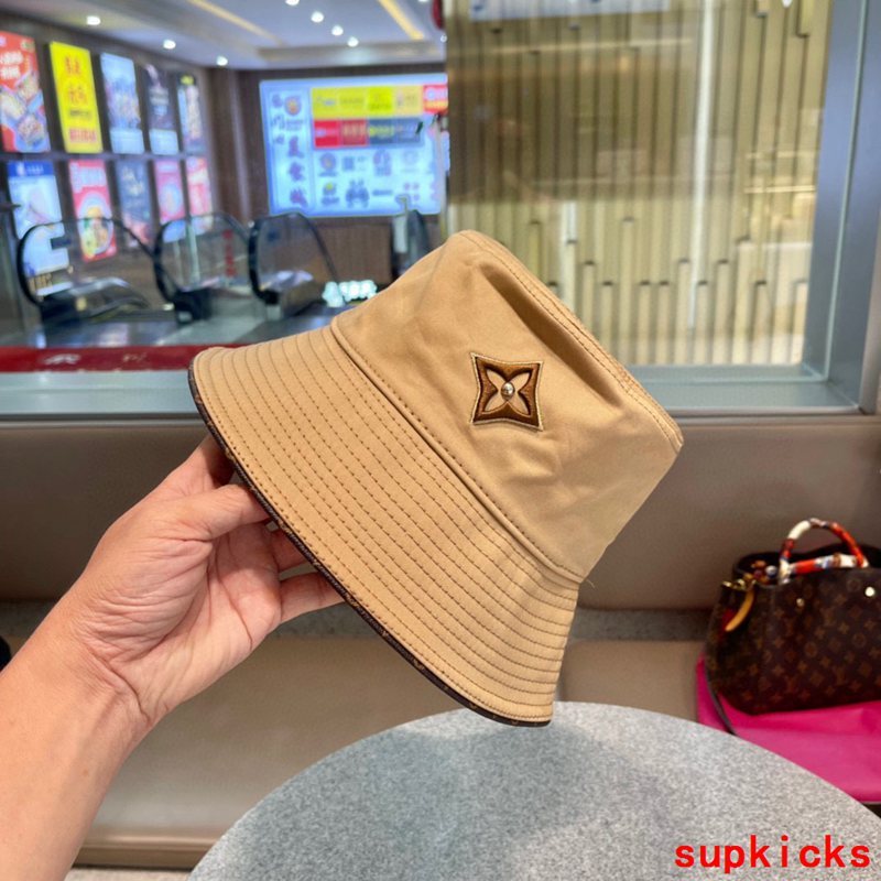 Louis Vuitton Luxury Cap