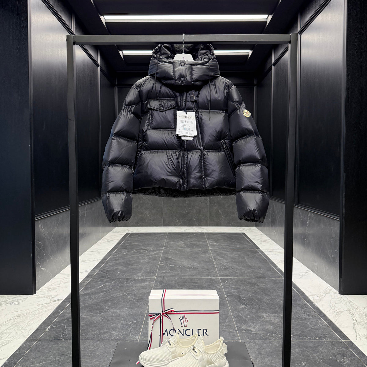 MONC EREA JACKET
