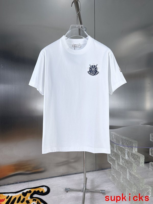 Moncler Luxury Cloth