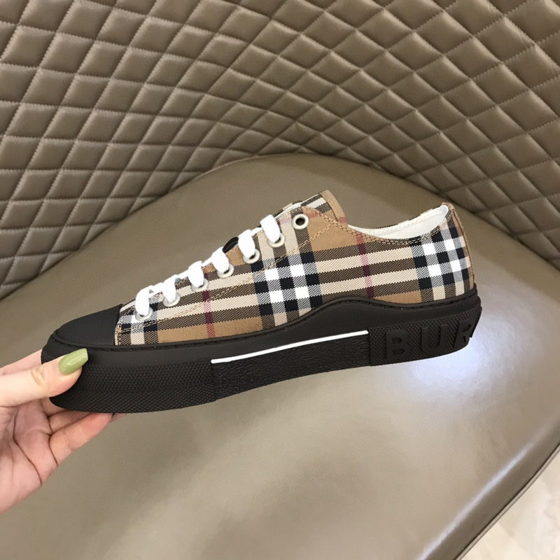 Burberry Luxury Shoes