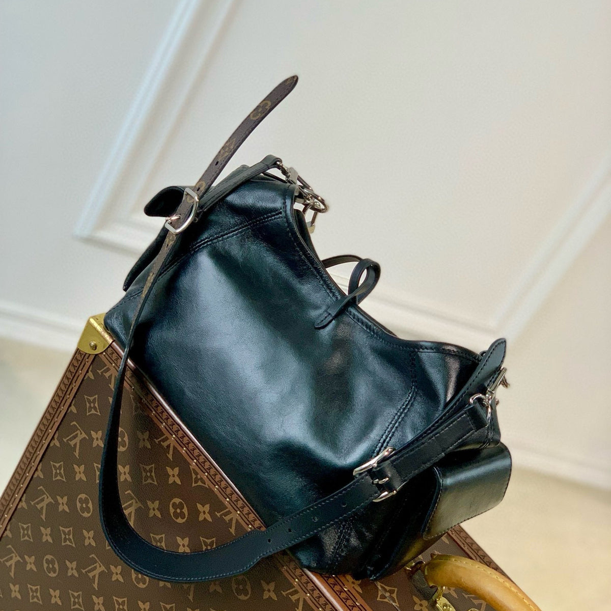 LOU CARRYALL CARGO VIBE PM BAG