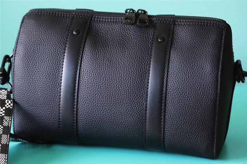 I W Fashion Lu-Vi bags - 11268