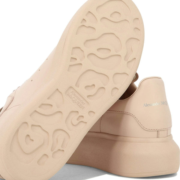 "NEW TECH" SNEAKERS