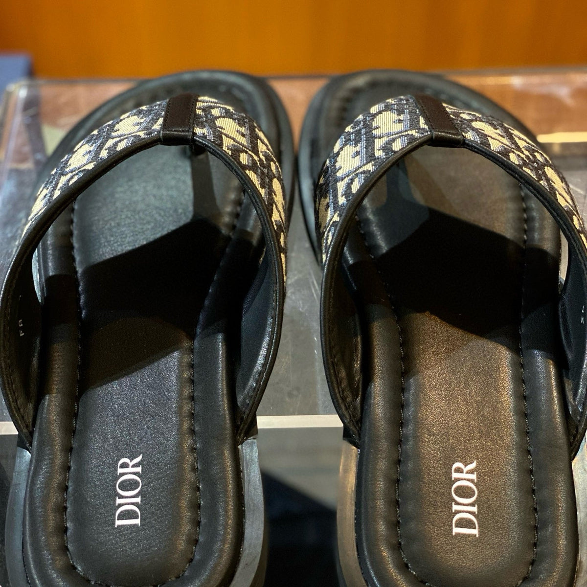 CD ALIAS SANDALS