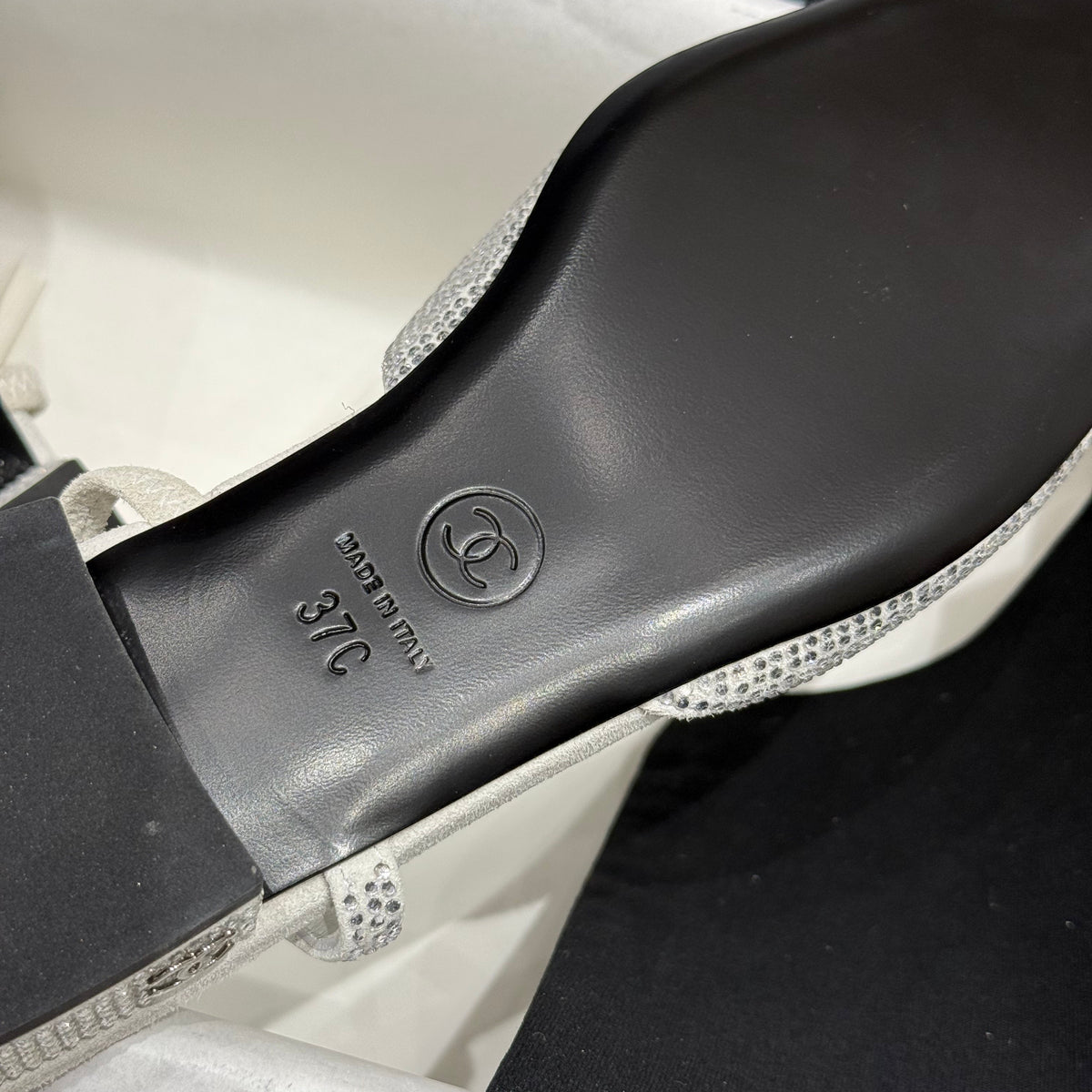 CC SLINGBACK PUMPS