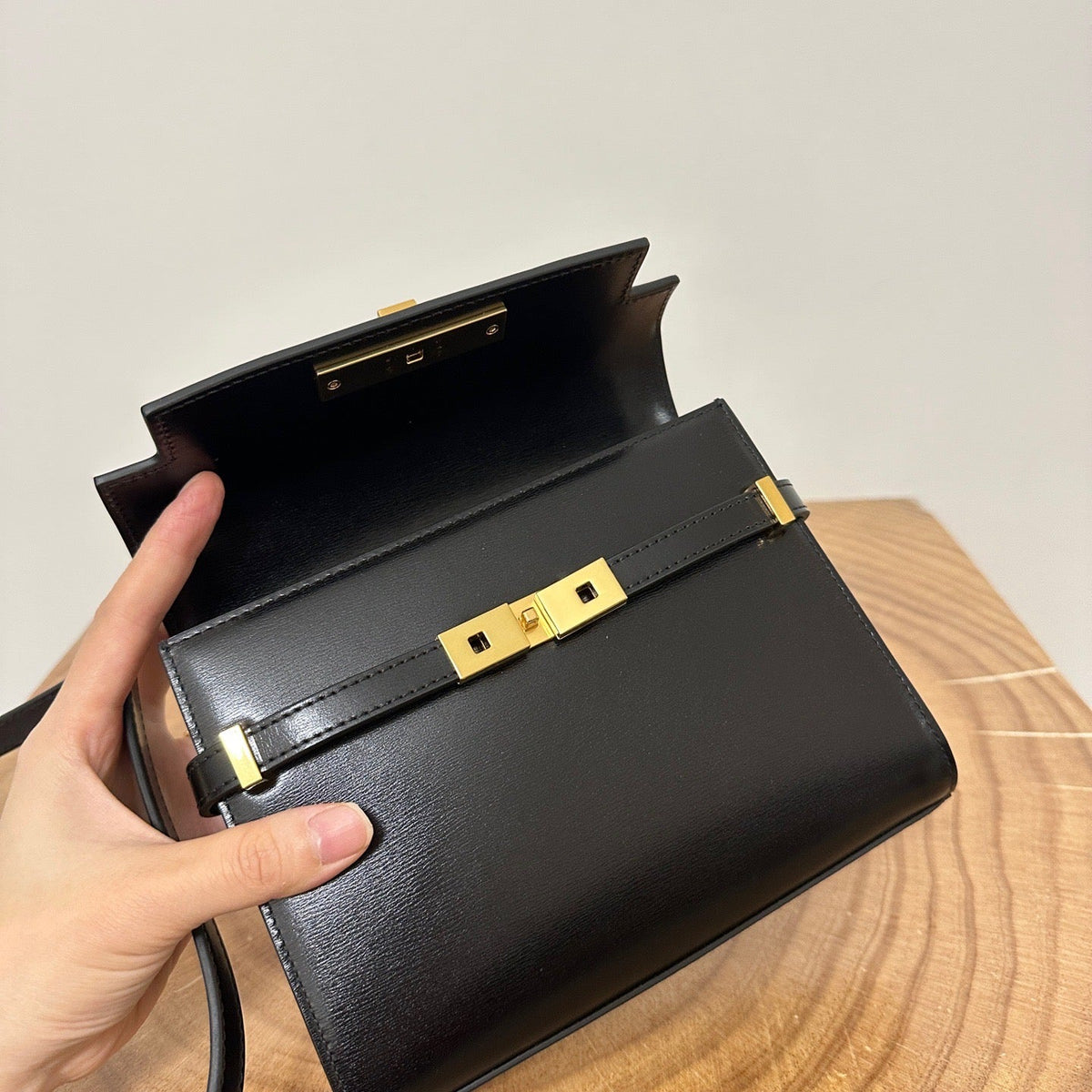 SL MANHATTAN MINI CROSSBODY BAG