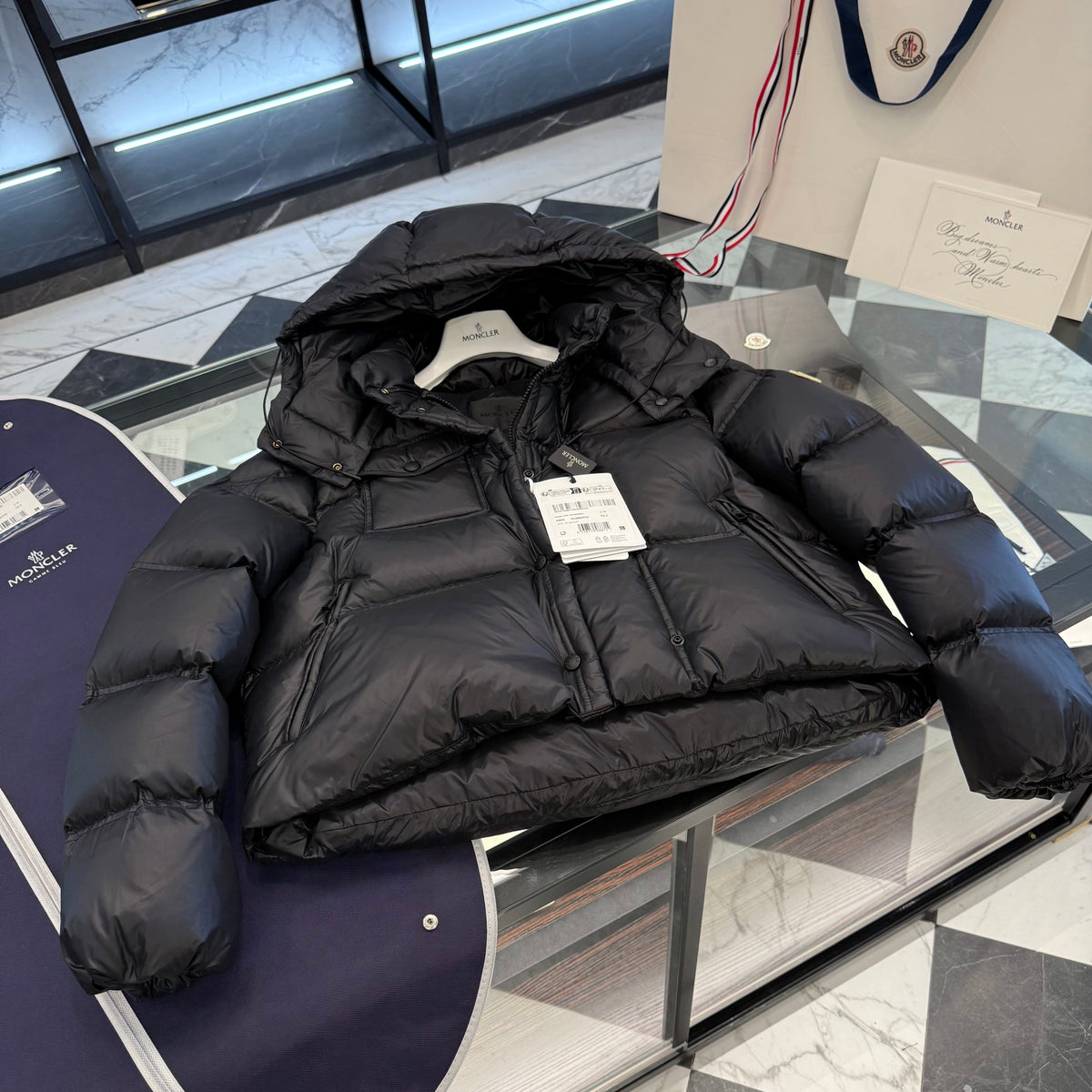 MONC EREA JACKET