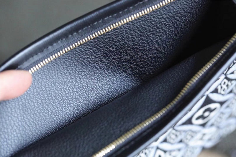 I W Fashion Lu-Vi bags - 10815