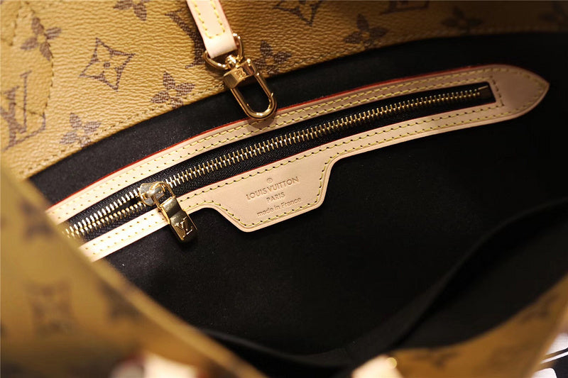I W Fashion Lu-Vi bags - 8194