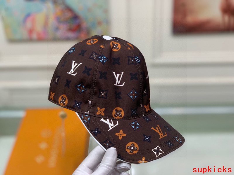 Louis Vuitton Luxury Cap