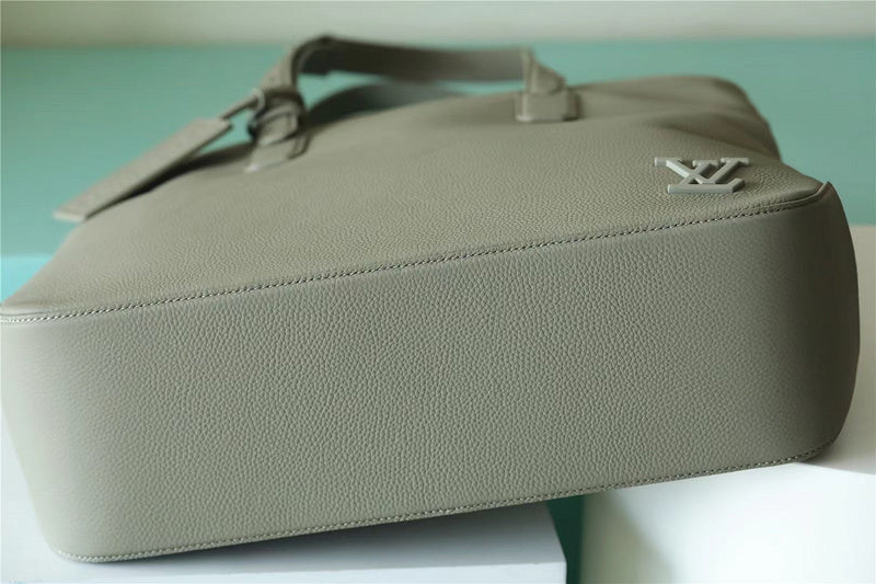 I W Fashion Lu-Vi bags - 9906