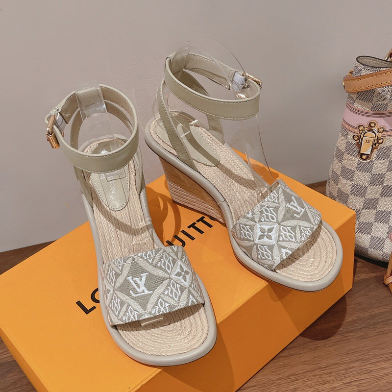 Louis Vuittion Luxury Shoes