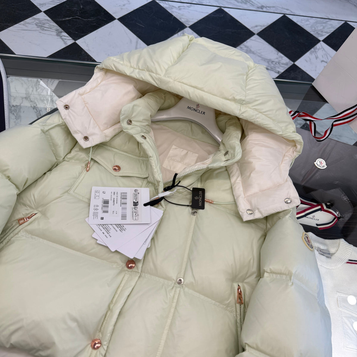 MONC EREA JACKET