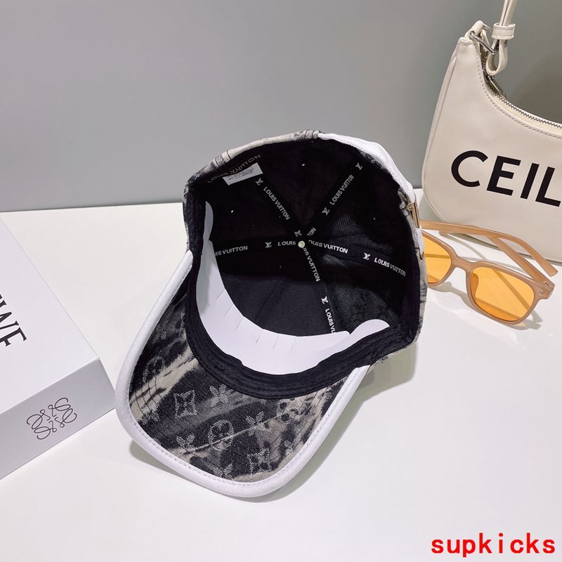 Louis Vuitton Luxury Cap
