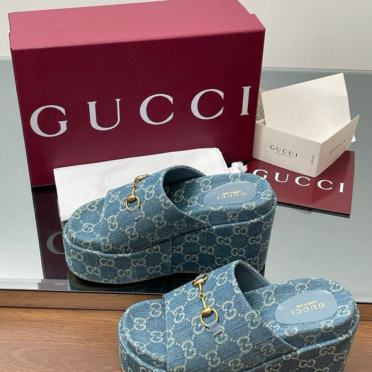 GG WEDGE SANDALS