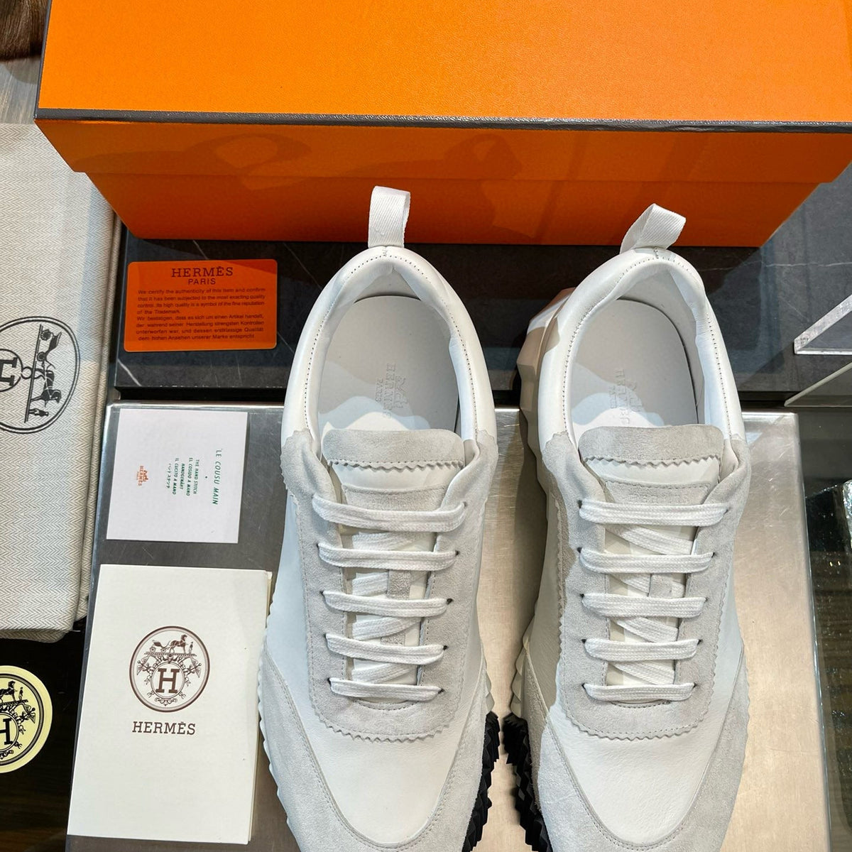 HERM BOUNCING SNEAKERS