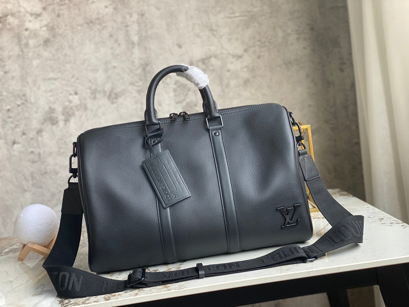 I W Fashion Lu-Vi bags - 17432