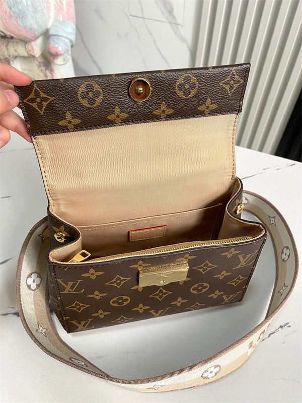 PHA - LOV Bags - 197
