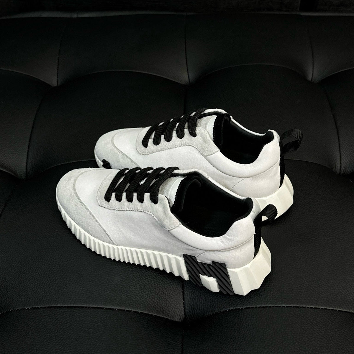 HERM BOUNCING SNEAKERS