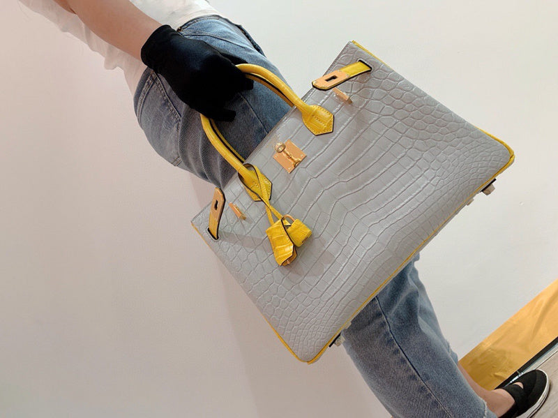 PHA - HMS Bags - 1654