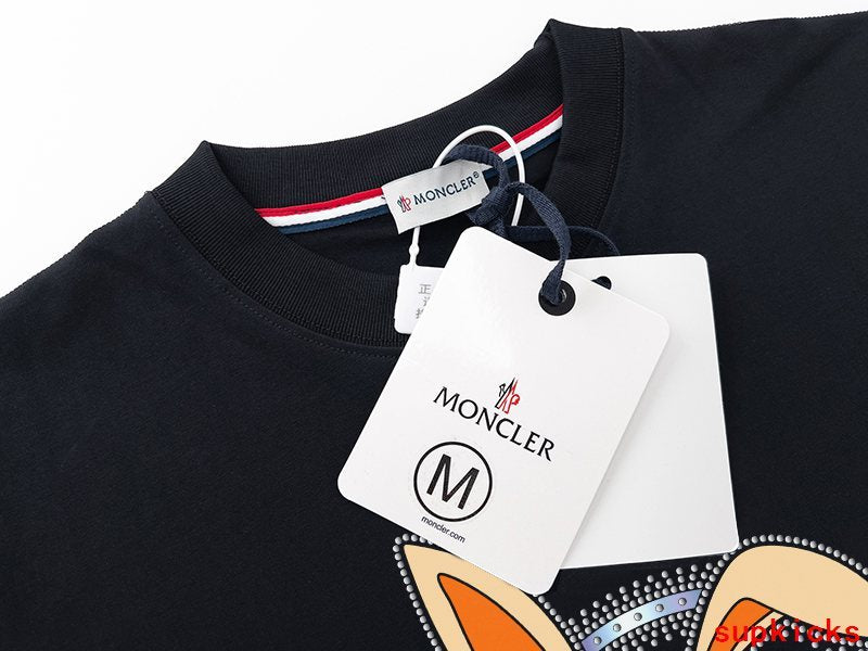 Moncler Luxury Cloth