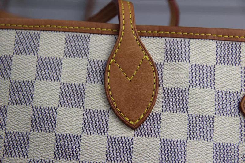 I W Fashion Lu-Vi bags - 8100