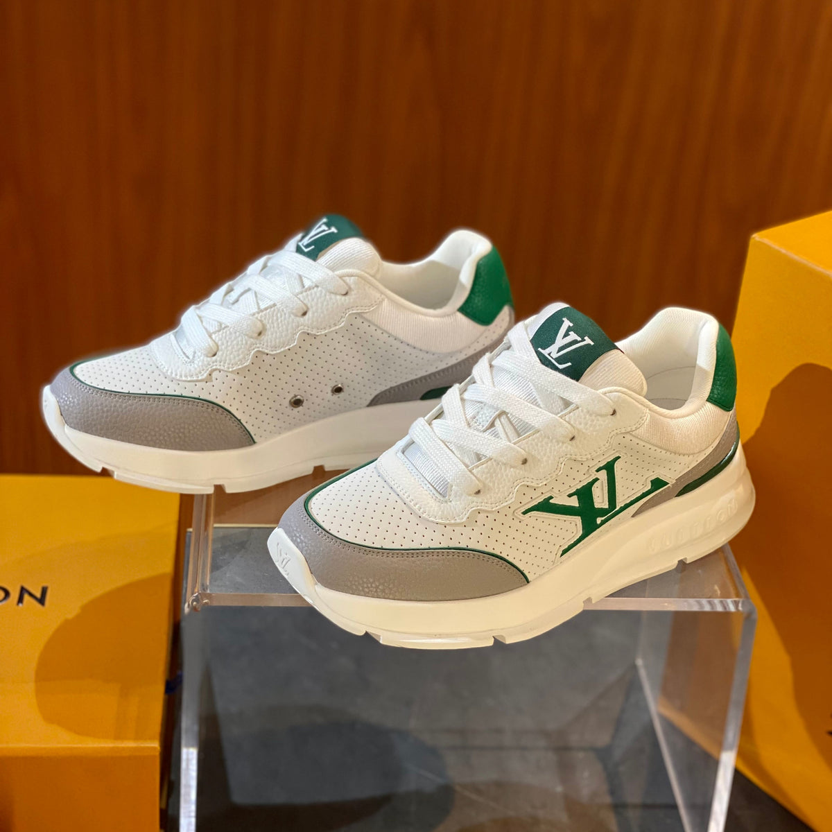 LOU CLASSIC SNEAKER