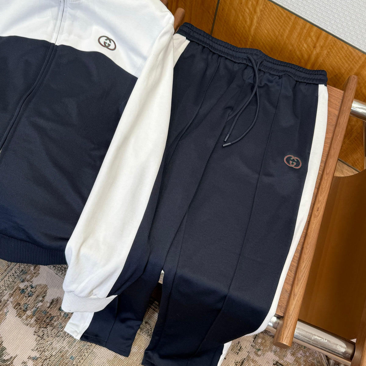 GG BOMBER JACKET