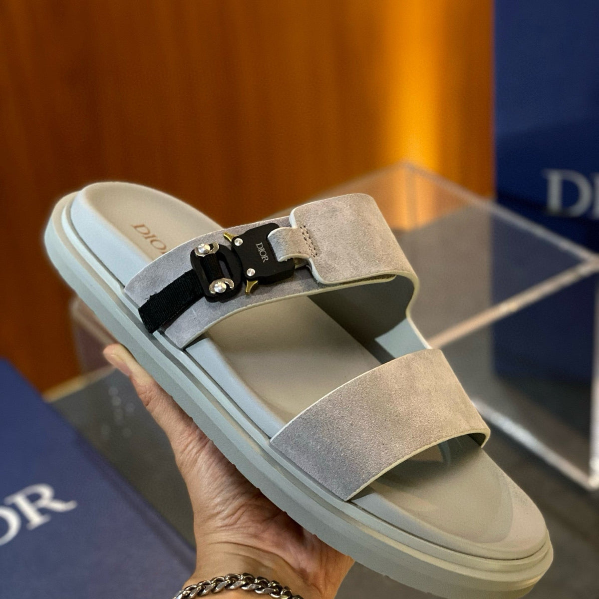 CD AQUA SANDALS
