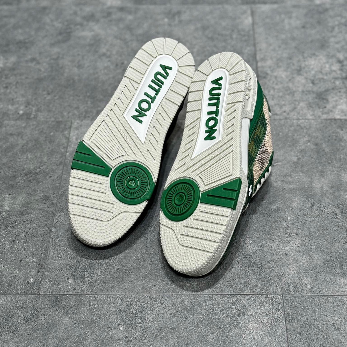 LOU TRAINERS