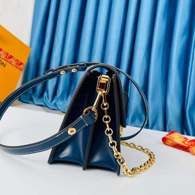 LOV2 Bags - Luxurious Bags  610