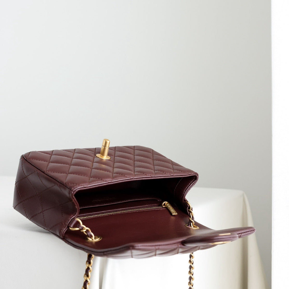 CC CLASSIC FLAP MINI BAG