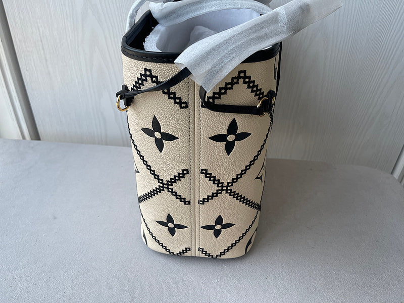 LOV2 Bags - Luxurious Bags  711