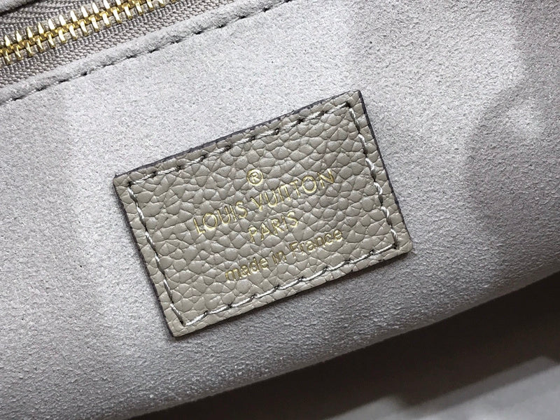 I W Fashion Lu-Vi bags - 17630