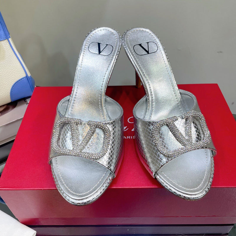 Valentino GARAVANI Luxury Shoes