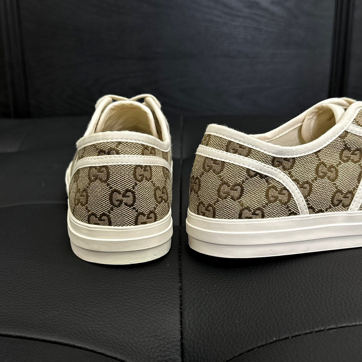 GG SNEAKERS