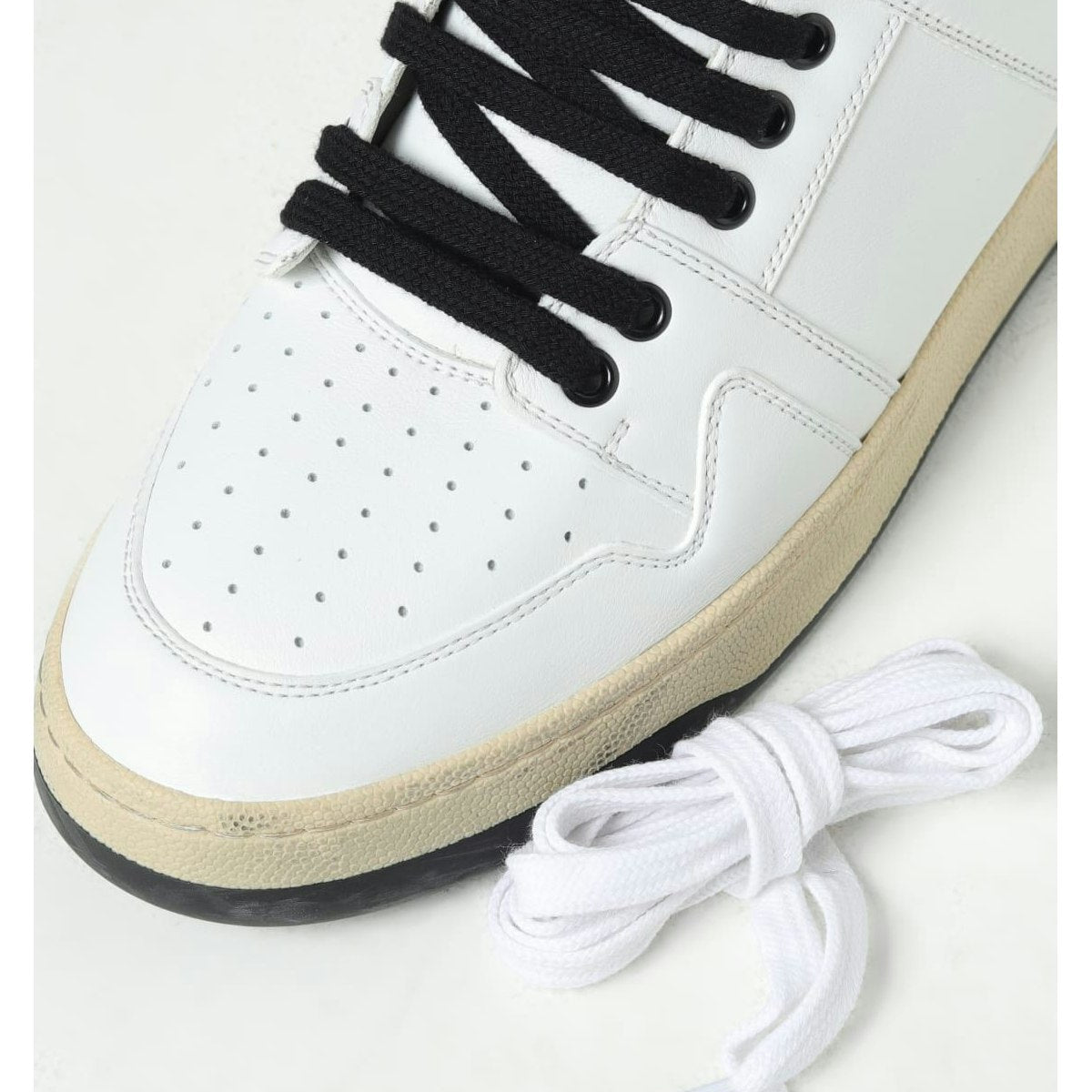 LAX MID TOP SNEAKER GREENWICH