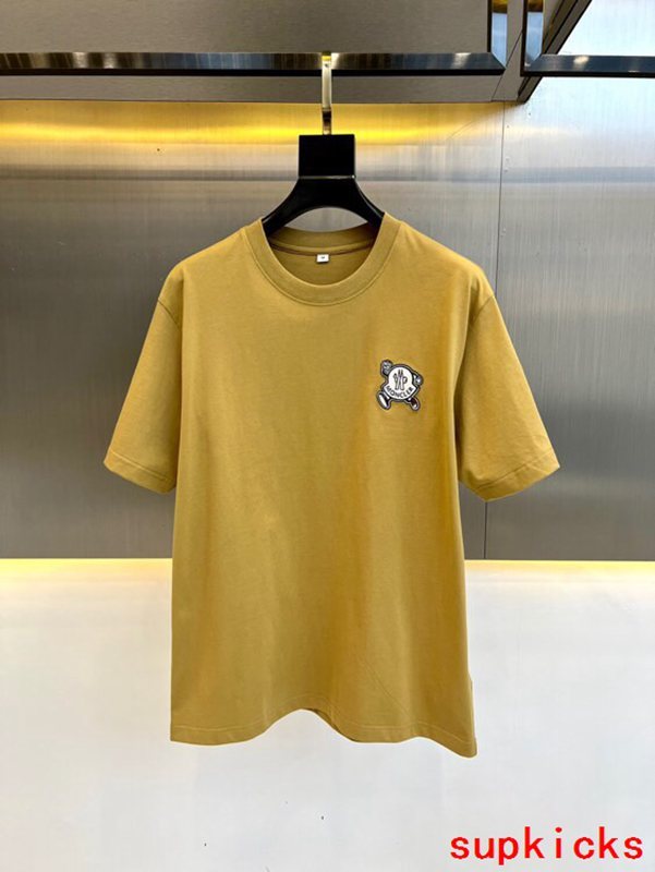 Moncler Luxury Cloth