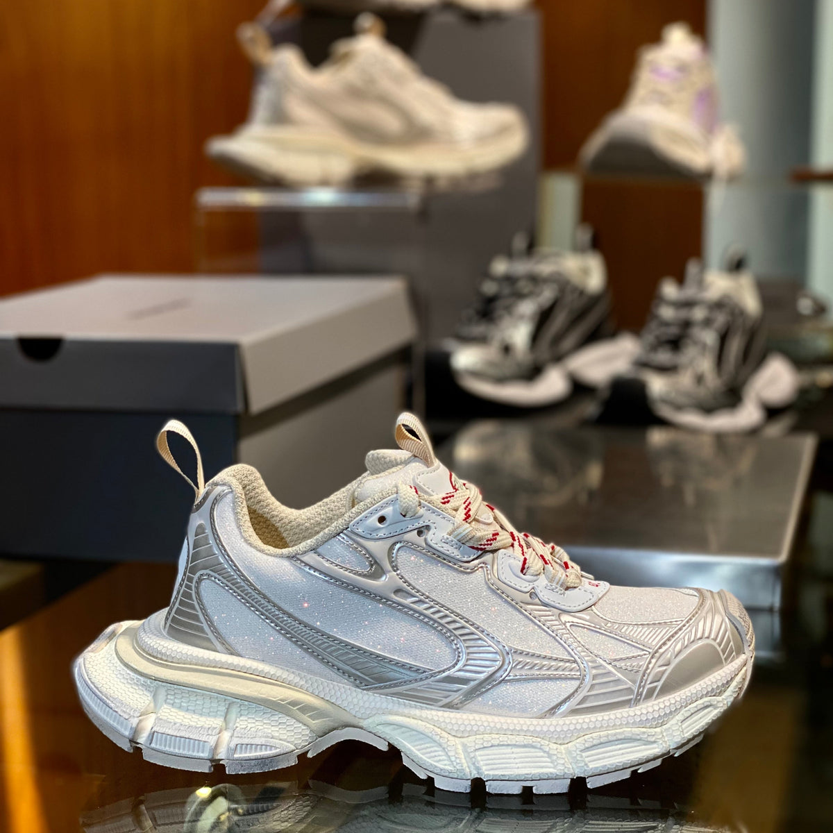 BAL 3XL TRAINERS