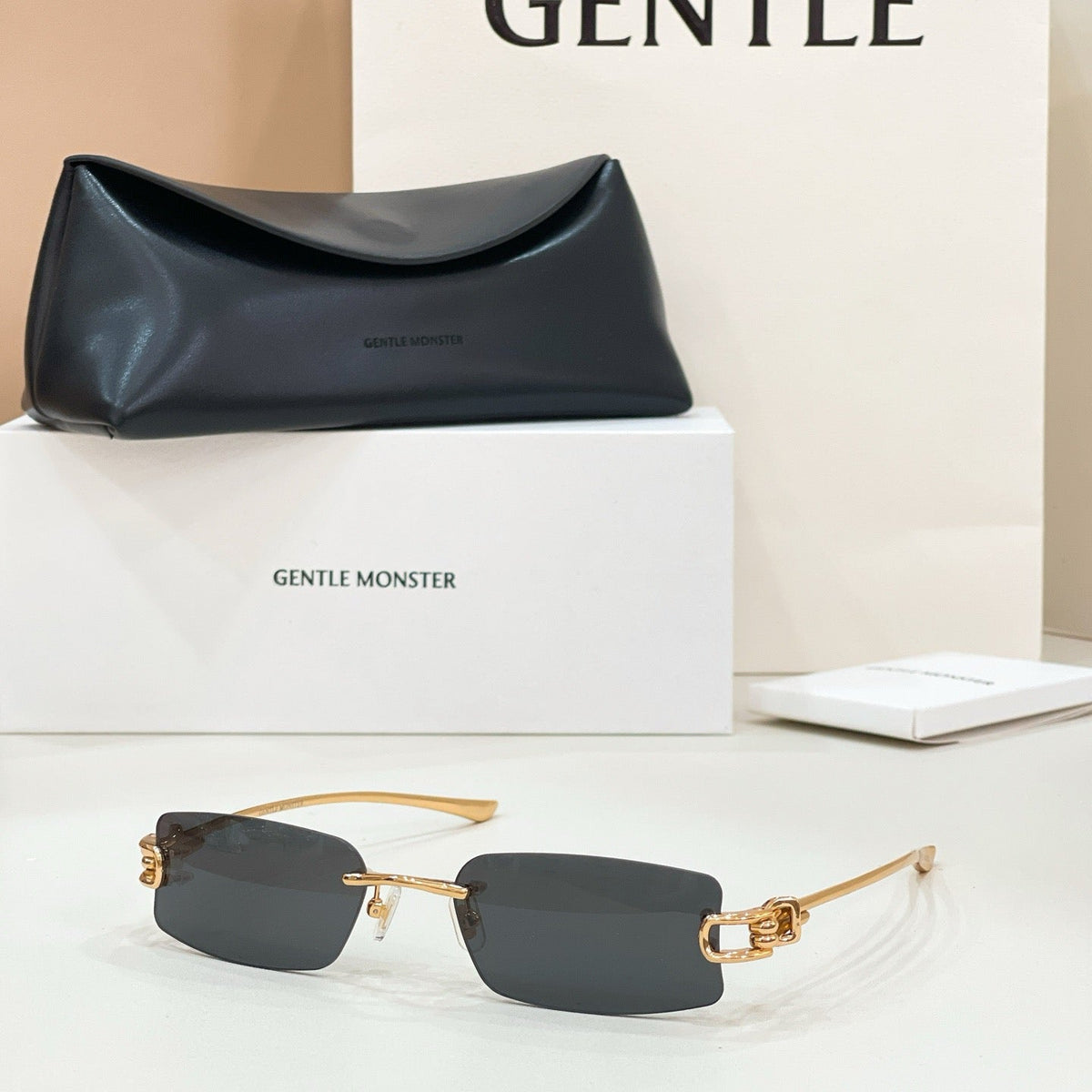 GENTLE M SUNGLASSES