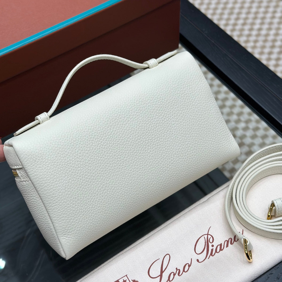LORO P EXTRA POCKET L19 BAG