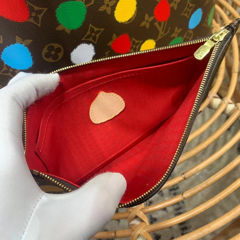 LOV2 Bags - Luxurious Bags  335