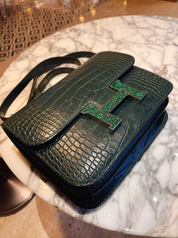 PHA - HMS Bags - 1545