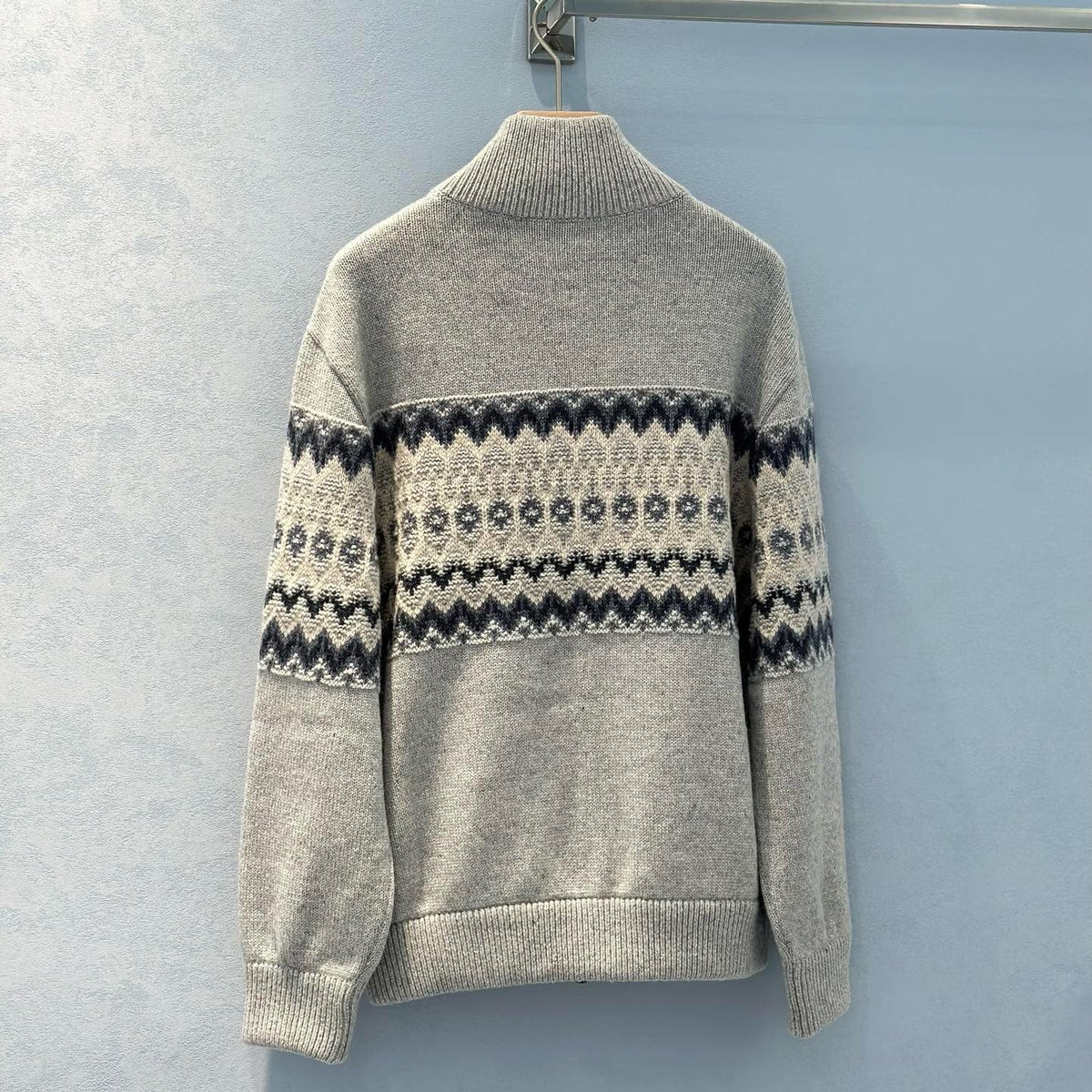 LORO P ZIP SWEATER