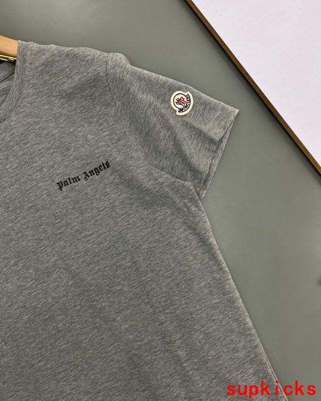 Moncler Luxury Cloth